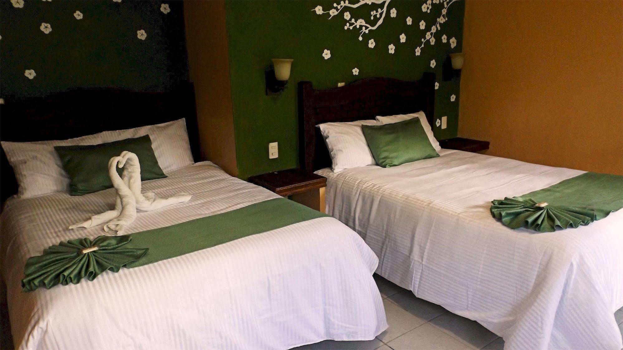 Hotel Posada Las Casas San Cristóbal de Las Casas Exteriör bild